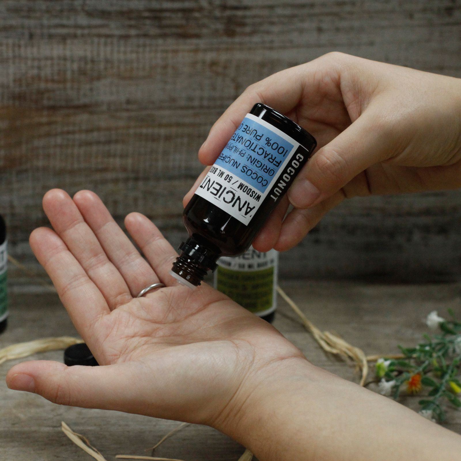 Macadamia Oil - 50ml - Image 7